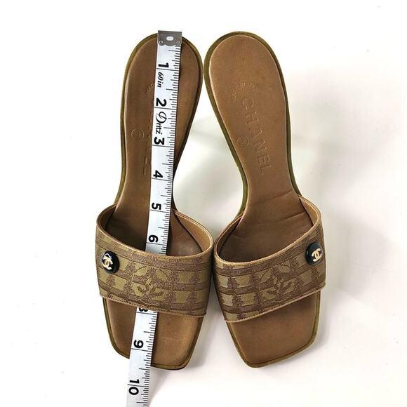 Vintage Chanel Interlocking CC Monogram Satin Slip On Mules Sandals 36.5 - Picture 9 of 9